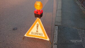 Symbolbild Aufsteller Ölunfall